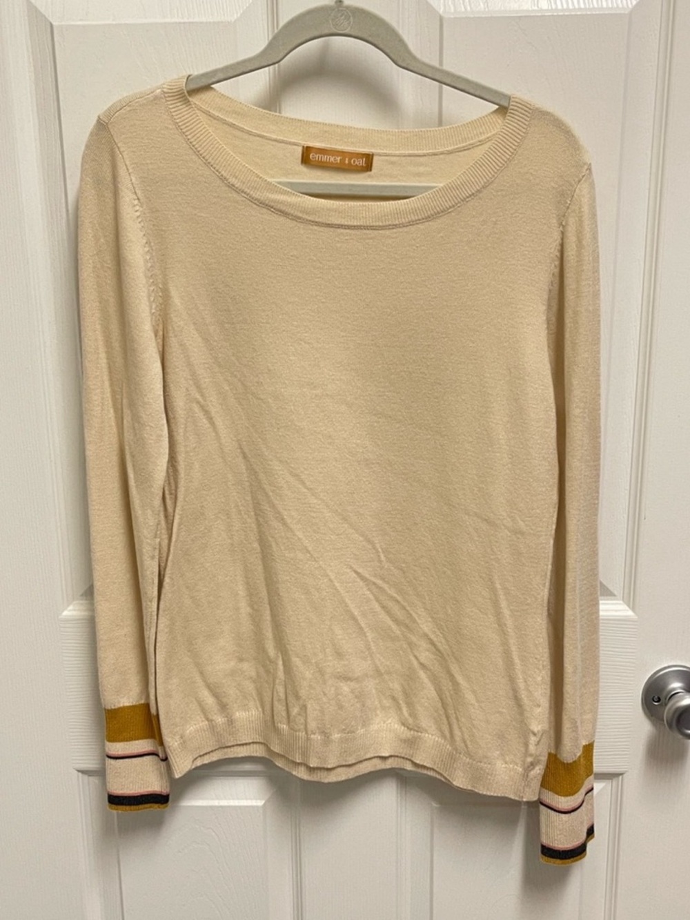 Emmer & Oat Beige Sweater Top. Sz Large